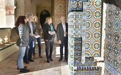 San Isidoro del Campo. Concluye la restauración del Claustro de los Muertos tras el robo de los azulejos.
