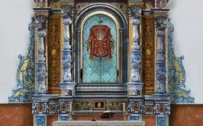 Así es el nuevo retablo cerámico de la Hermandad del Rocío de Gelves.