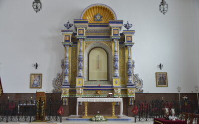 Bendecido el retablo-altar de cerámica de la hermandad del Rocío de Gelves